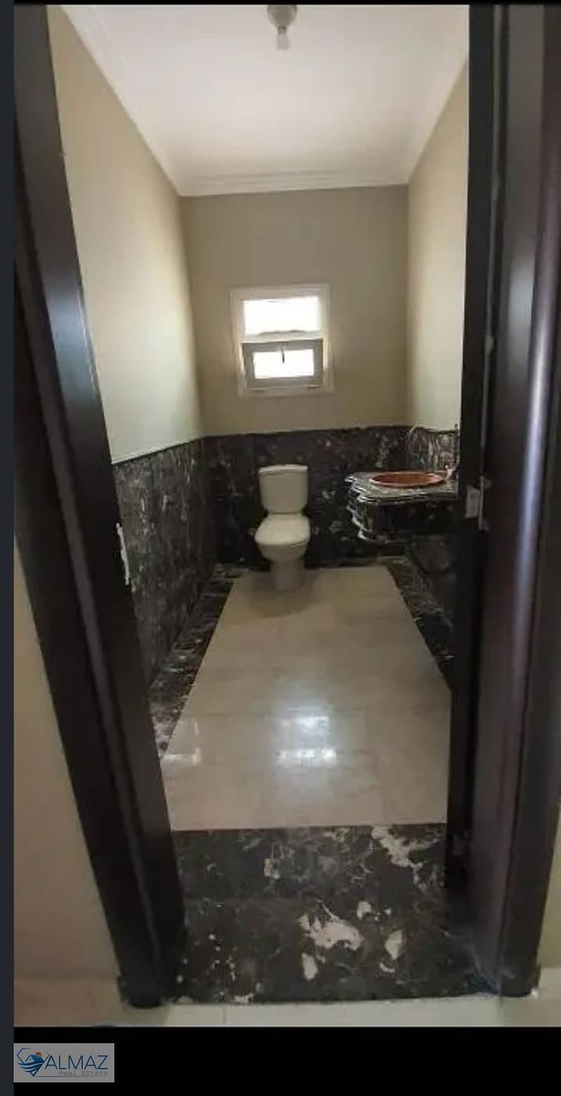 15 WhatsApp Image 2025-11-08 at 4.38. 27 PM. jpeg