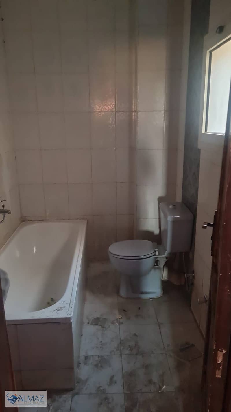 8 WhatsApp Image 2025-11-09 at 3.15. 55 PM. jpeg