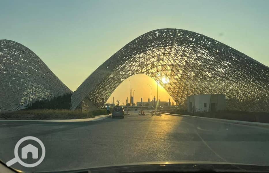 10 490497978_1237059077833488_3724178105794628233_n. jpg