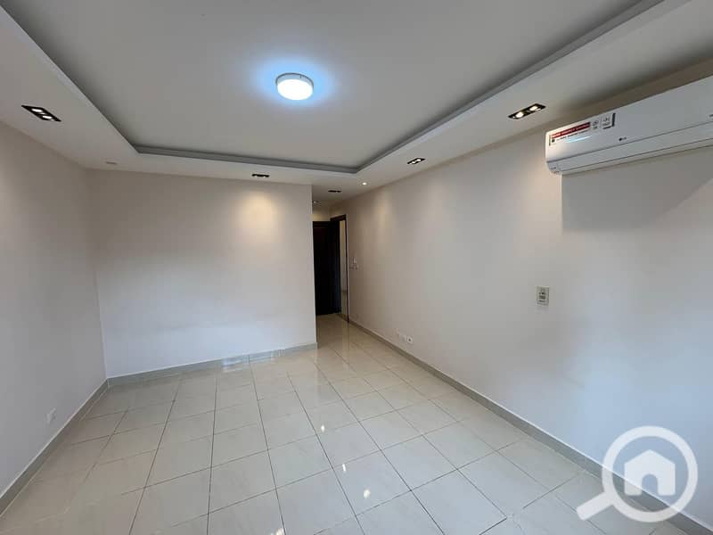 6 WhatsApp Image 2025-10-25 at 10.49. 54 PM (3). jpeg