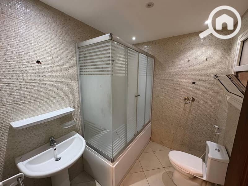 7 WhatsApp Image 2025-10-25 at 10.49. 54 PM. jpeg