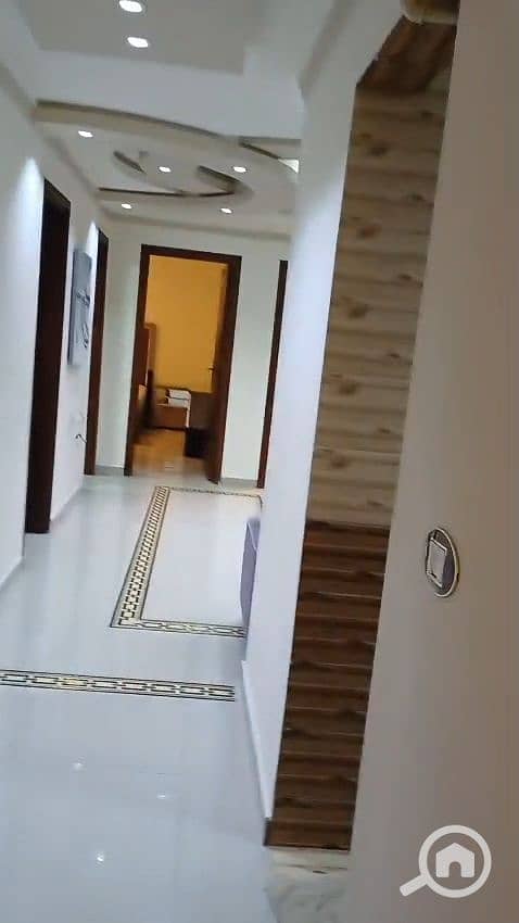 4 VideoCapture_20251113-181817. jpg