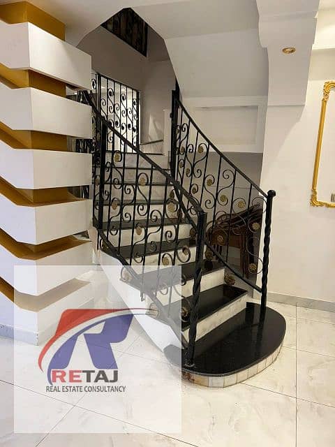 10 f2038f07-ac47-4bfd-a1e2-6d9be48f8fc6. jpg