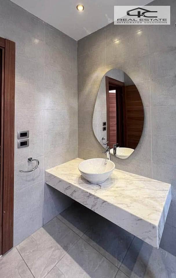 10 WhatsApp Image 2025-11-18 at 11.31. 38 AM. jpeg