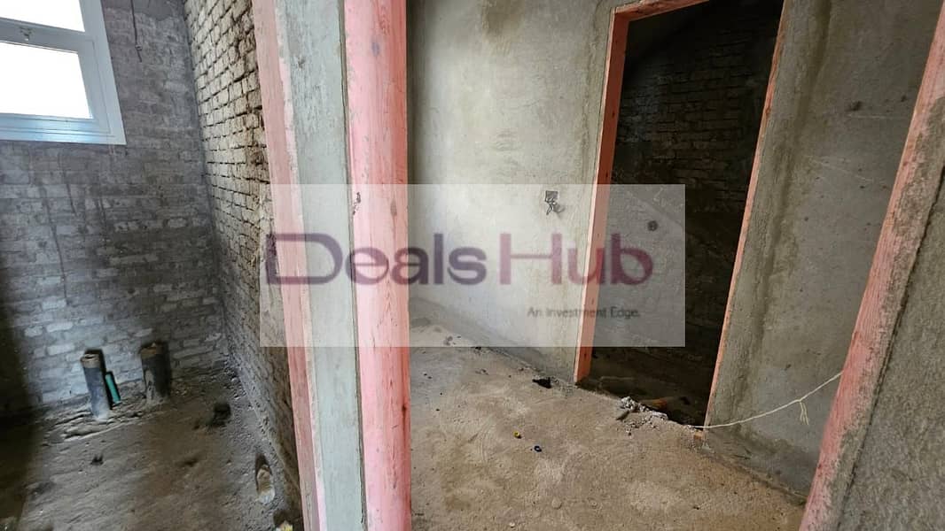 15 245f9118-efa8-4b93-83b6-74d262b4b9f1. jpg