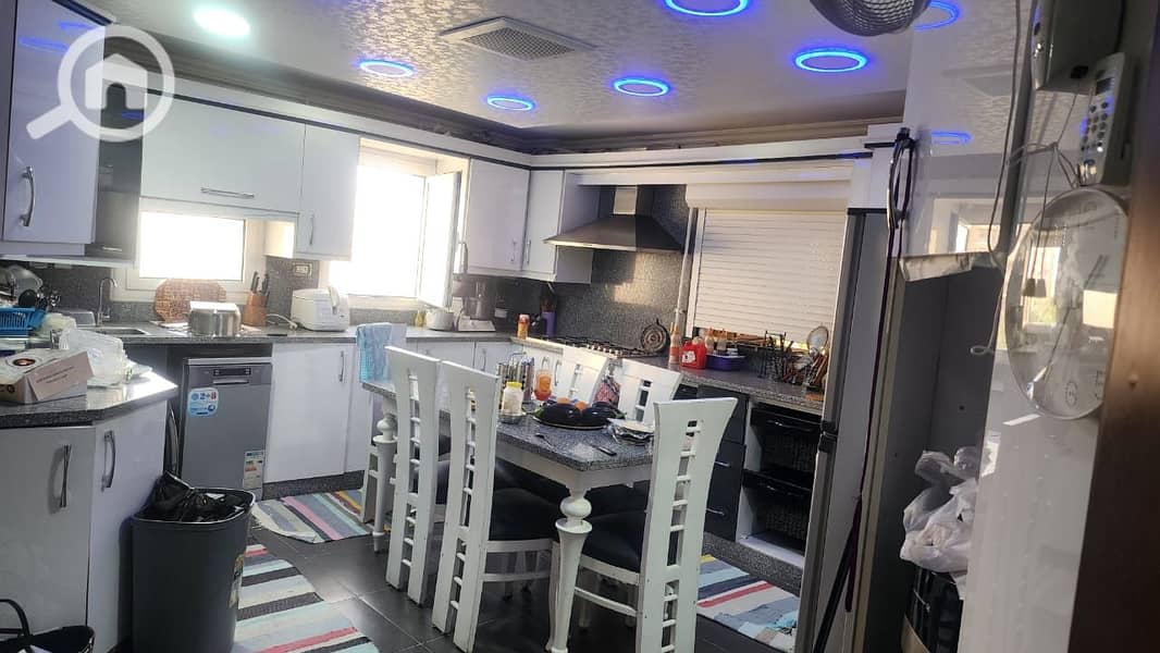 10 5c14cac7-6c66-49c2-a70e-453bf83fba73. jpeg