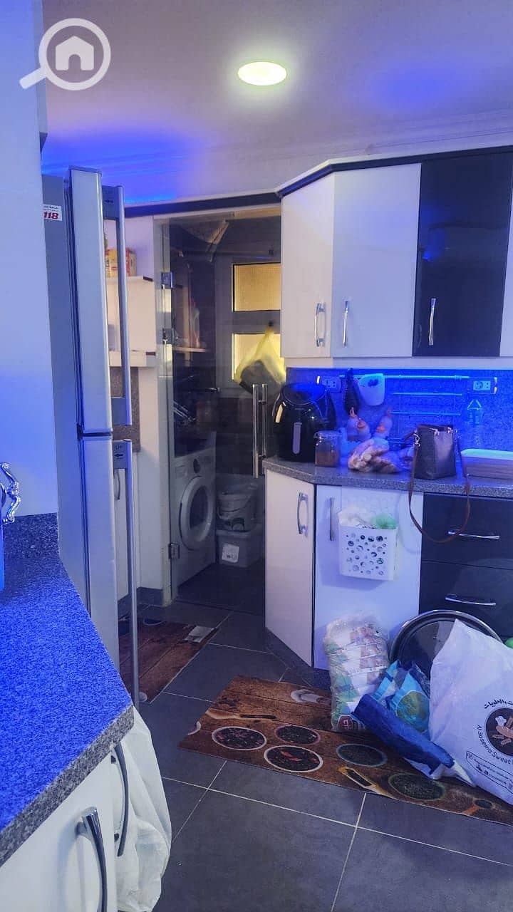 15 2f91b8b7-ee75-49c8-832e-8ded230bd789. jpeg