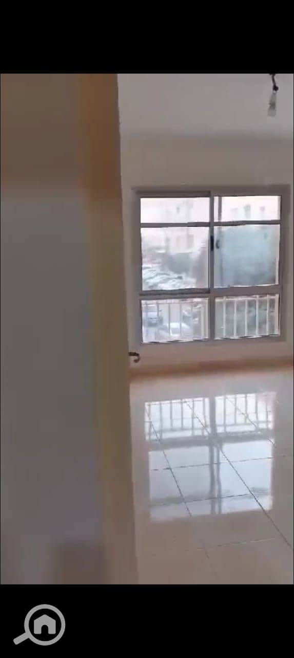 4 bb7cef4a-3bdd-4dae-910a-81b70c202718. jpg