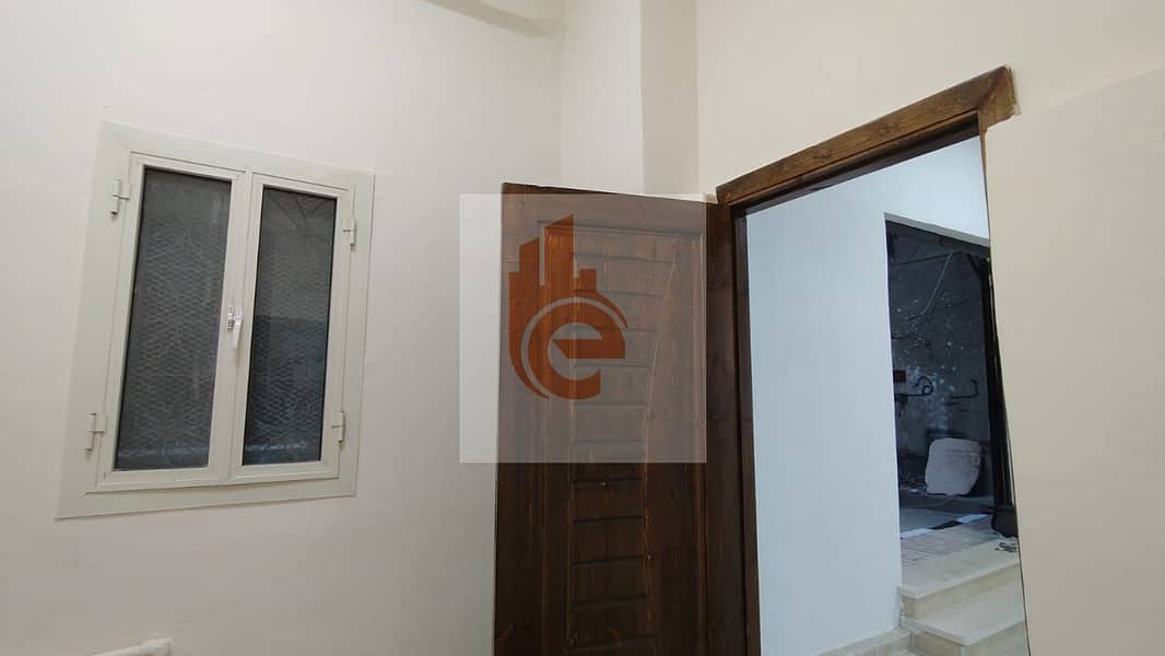 4 0856a23e-08ee-4762-801d-1553cc50cd83. jpg