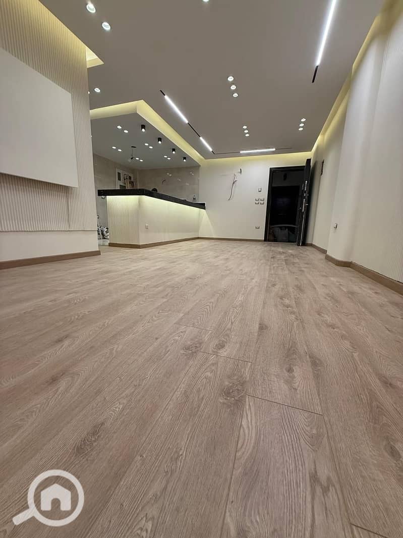 4 517ab653-4ac3-449a-97da-c7e01987dd1e. jpg