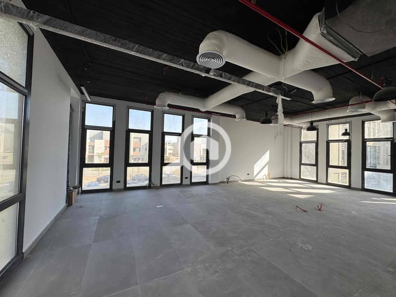 15 51d91c1a-bbc4-4195-93e6-91fc9ef9cdeb. jpg