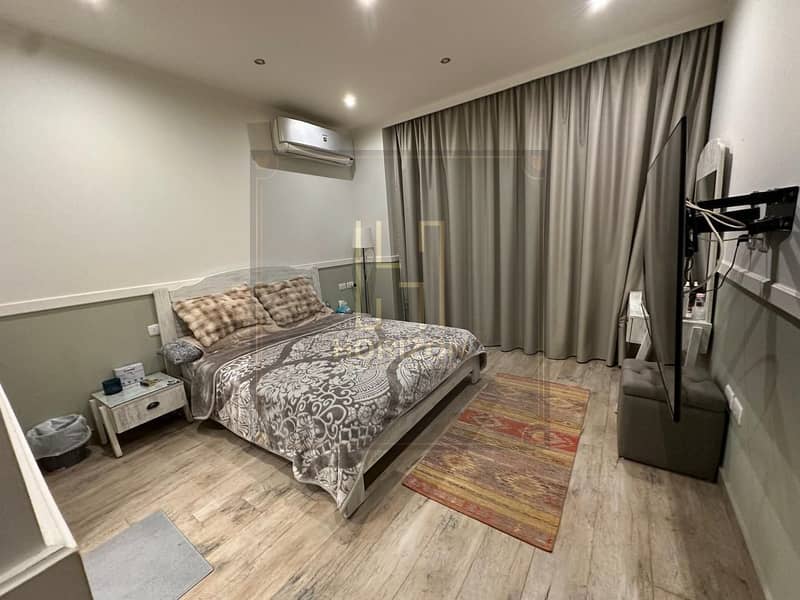 4 WhatsApp Image 2025-11-18 at 11.43. 51 AM (1). jpeg