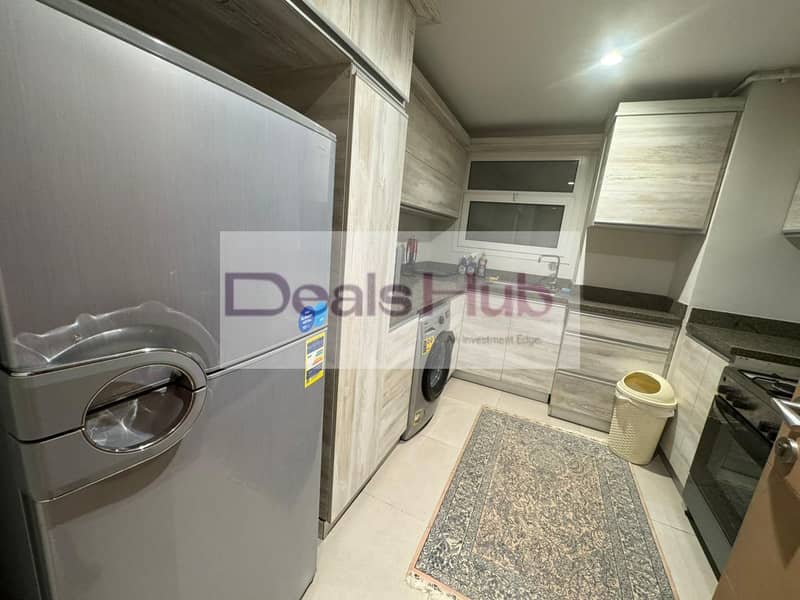 18 b3986cf3-6a41-4be8-9ca2-f4e5c9b0ecc0. jpg