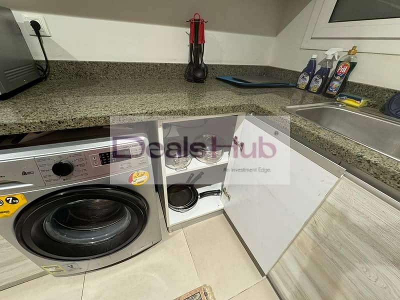 20 bb795567-b4ad-484c-bbaf-ffe82a67af9e. jpg