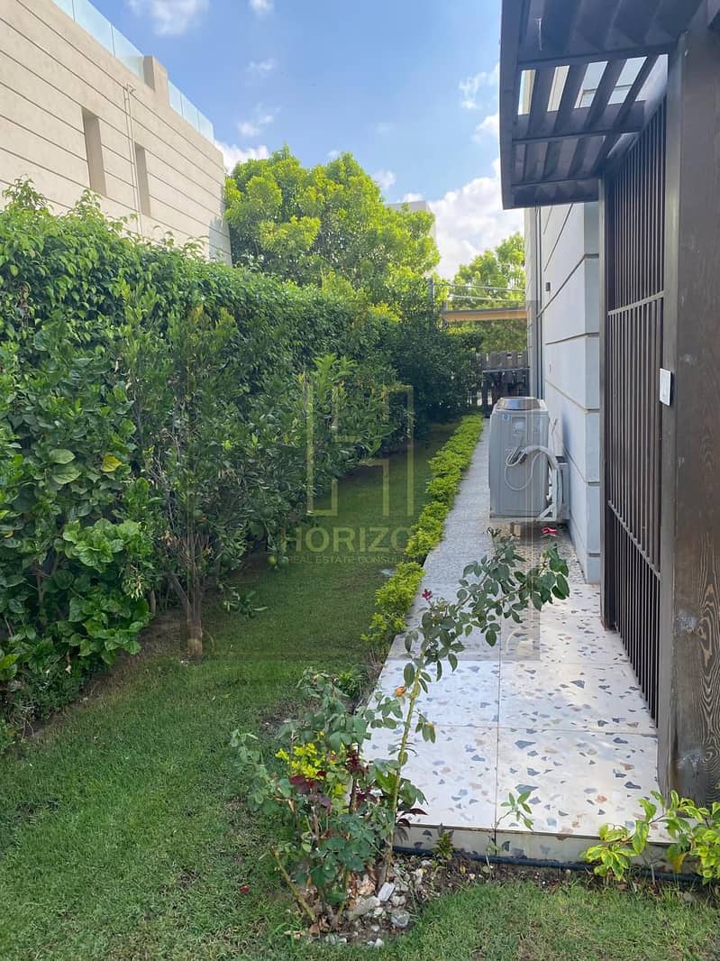 5 WhatsApp Image 2025-11-18 at 10.32. 54 AM (1). jpeg