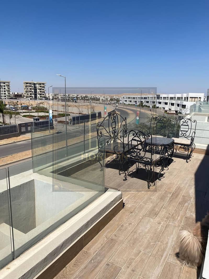 8 WhatsApp Image 2025-11-18 at 10.32. 56 AM (1). jpeg