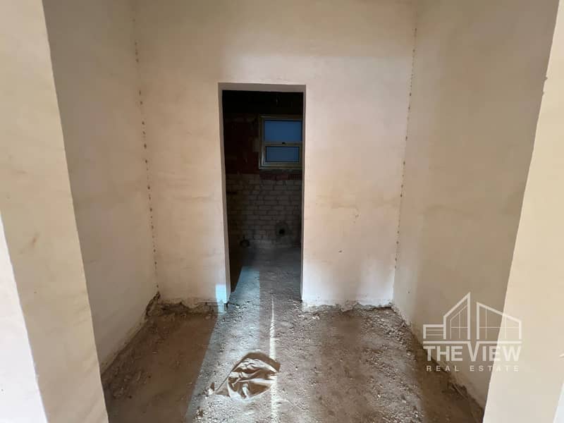 10 WhatsApp Image 2025-11-18 at 11.28. 48_f6e1196f. jpg