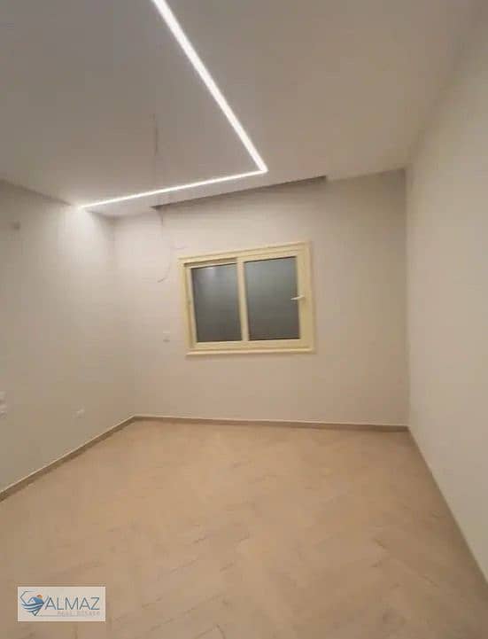 2 WhatsApp Image 2025-11-18 at 11.55. 34 AM (1). jpeg