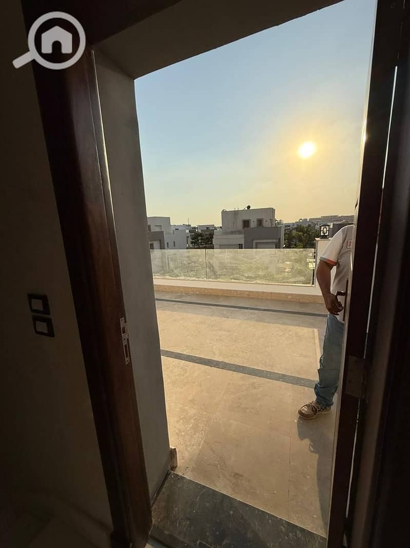 2 WhatsApp Image 2025-11-18 at 11.49. 48 AM. jpeg