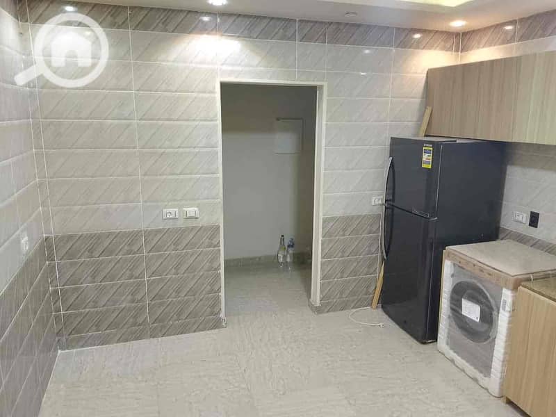 5 f10a3108-a390-49ac-84e1-e1ba0188c6c1. jpg