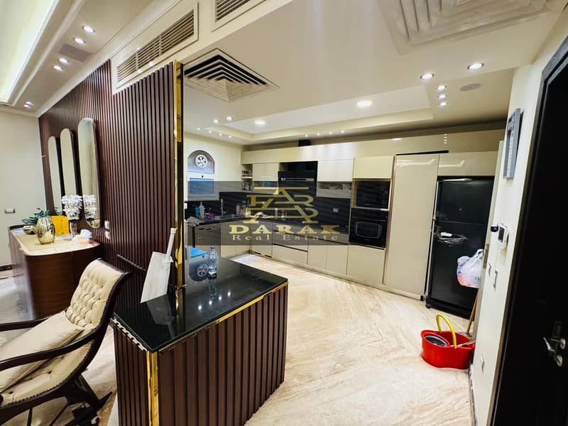 10 WhatsApp Image 2025-08-18 at 19.00. 38_2bba6448. jpg