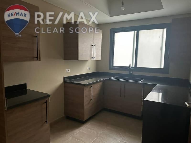 5 87548738-1fae-4b60-9e32-0f6262cd18df. jpg