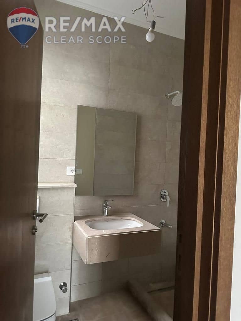 6 b55e7bfd-6012-47aa-b170-8b98ea650814. jpg