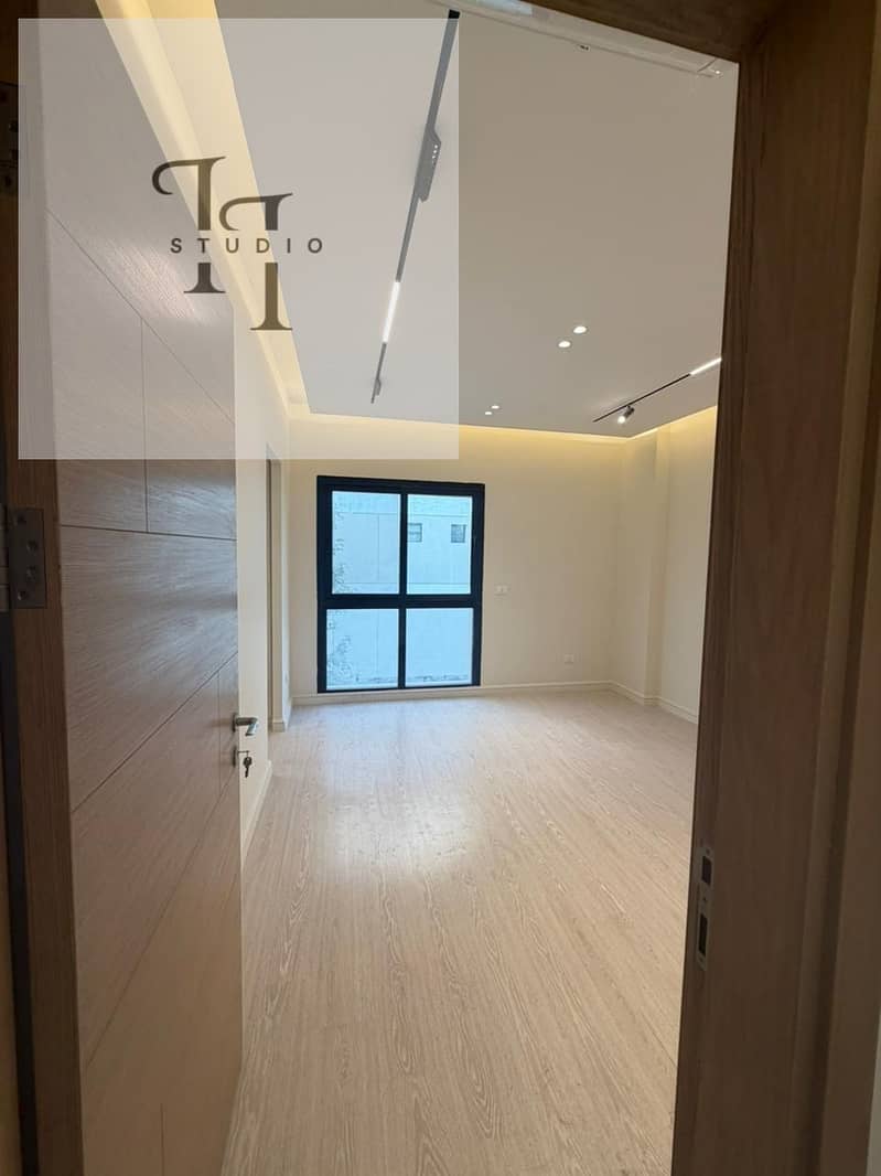 14 WhatsApp Image 2025-11-17 at 5.05. 43 PM (1). jpeg