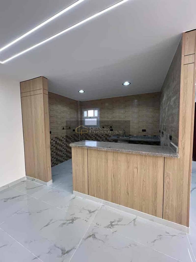 7 df767360-f034-4cec-930f-05a1d1df0868. jpg