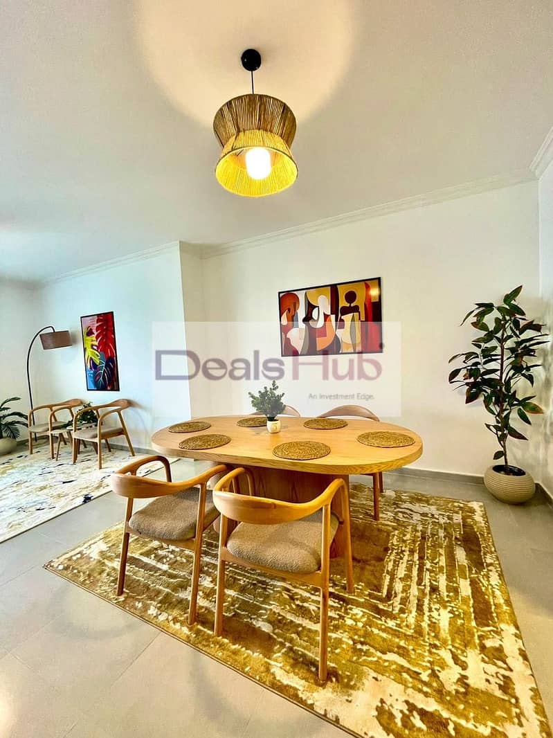 12 dd74fbc9-0d6e-42e3-a58c-cb84392f7a78. jpg