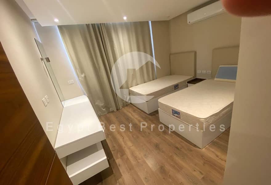 11 914e0c64-ca54-4898-b48a-a496a9359902. jpg