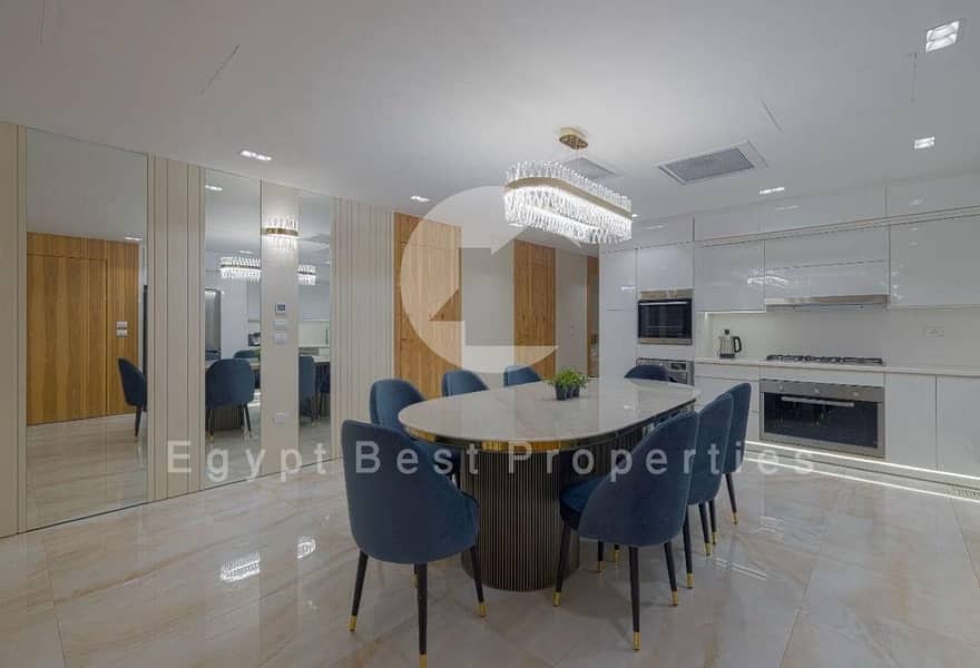 18 0fa2418d-a116-490d-b371-4cc88a9d592b. jpg