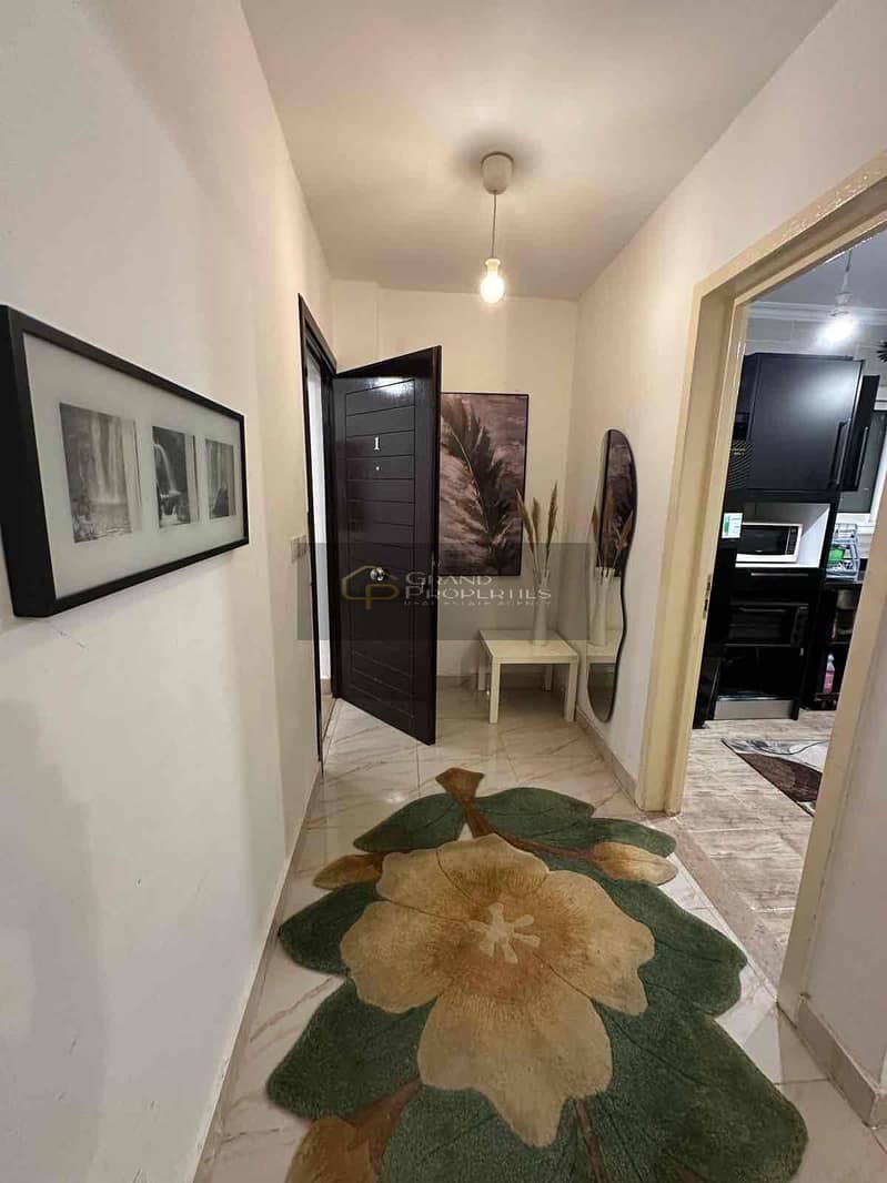 7 c4e17ccb-e468-4ca9-86c0-91bf2d4b7920. jpg