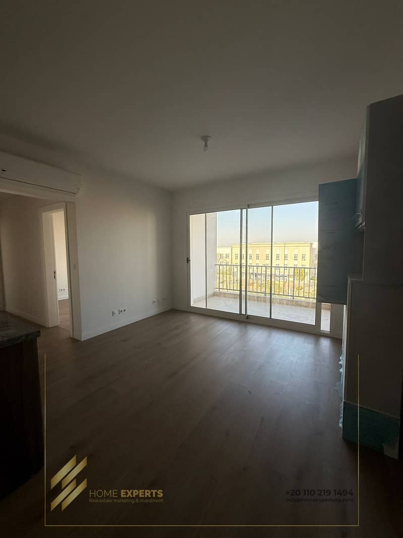 4 6dedb87a-a9f8-4102-a44c-086234fd06e6. jpg