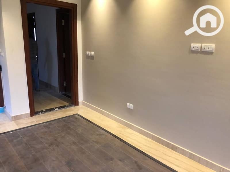 11 WhatsApp Image 2025-11-17 at 4.09. 45 PM. jpeg