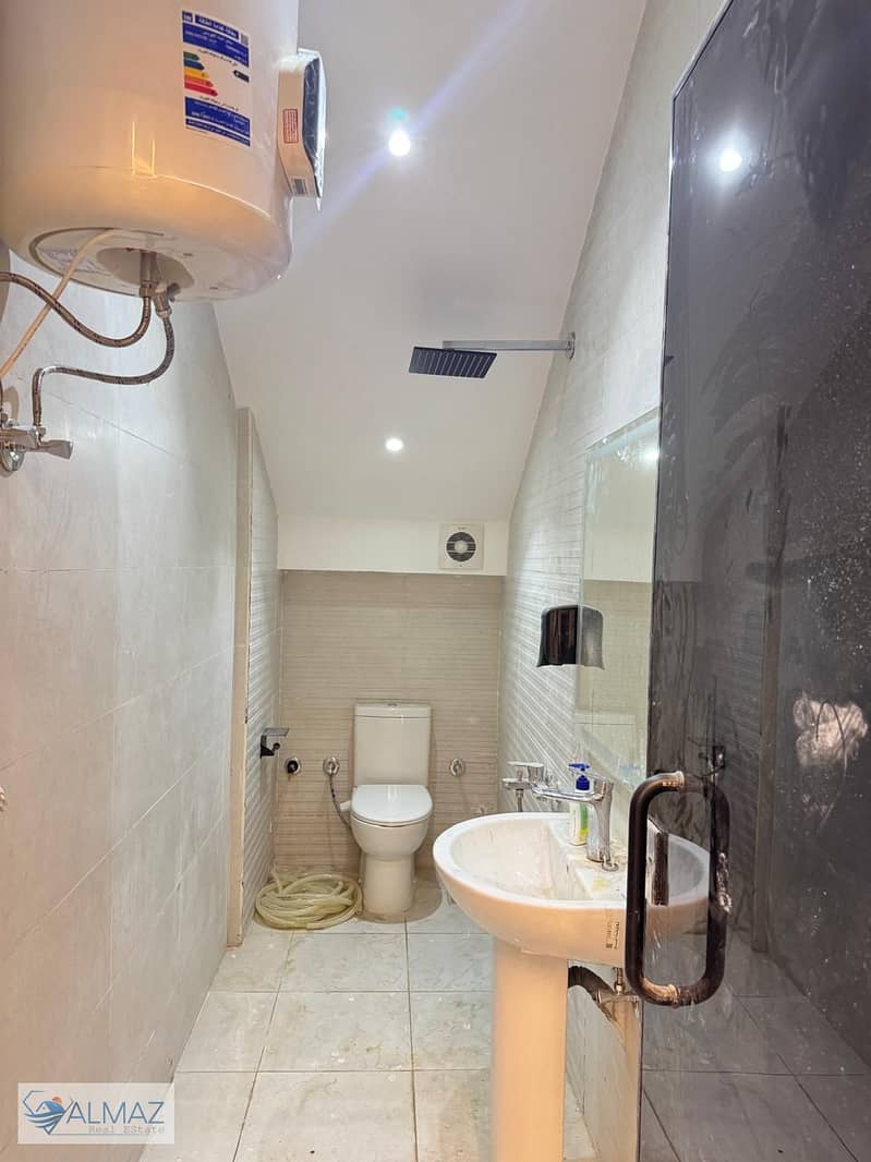 7 WhatsApp Image 2025-11-18 at 12.26. 21 PM. jpeg