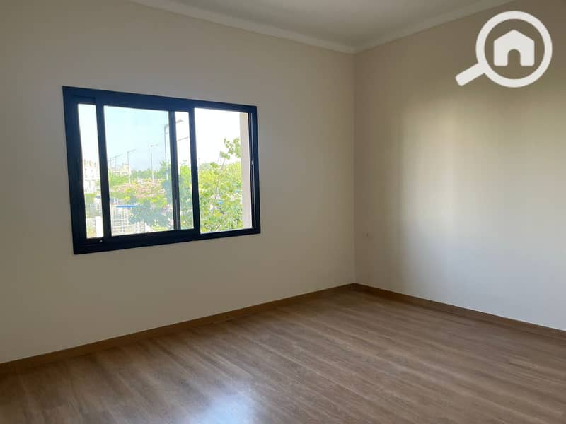 4 WhatsApp Image 2025-11-18 at 12.31. 31 PM. jpeg