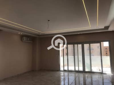 دوبلكس 5 غرف نوم للايجار في القاهرة الجديدة، القاهرة - WhatsApp Image 2025-11-18 at 11.01. 37 AM (2). jpeg