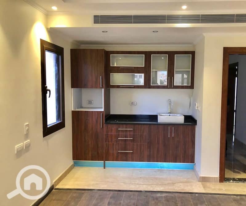 3 WhatsApp Image 2025-11-18 at 1.04. 07 PM. jpeg