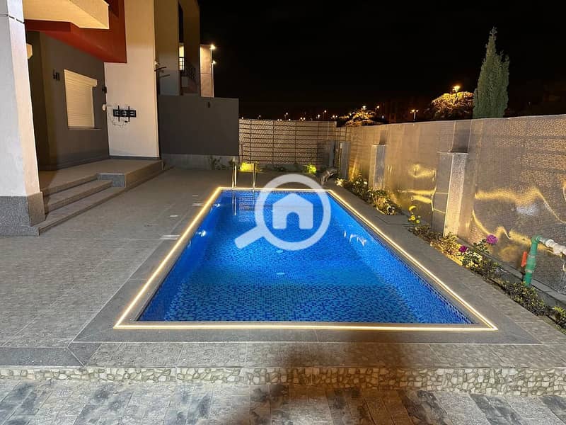 27 bbb732fb-f1cd-4d41-b73a-65caf0ff6cfe (1). jpg