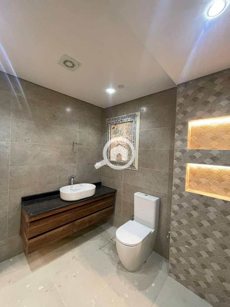 3 WhatsApp Image 2025-11-10 at 3.28. 20 PM (3). jpeg