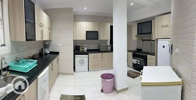 5 7a455129-c798-45af-93b2-ddb565f813eb. jpg