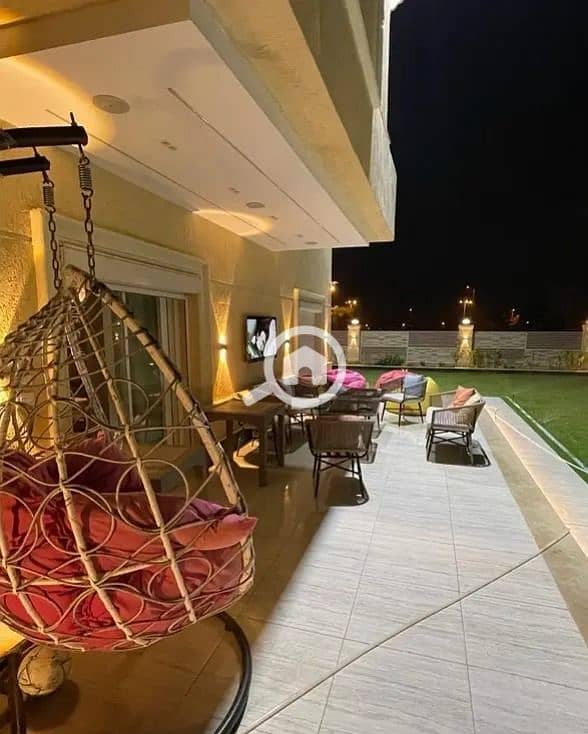 7 0b0d57c2-2733-444b-aeee-e2911849dded. jpg