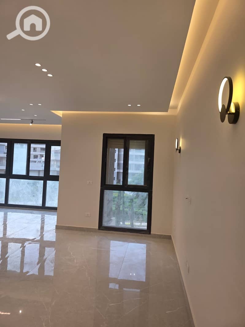 4 5671a992-9247-4792-92a8-fb6fbe44446b. jpeg