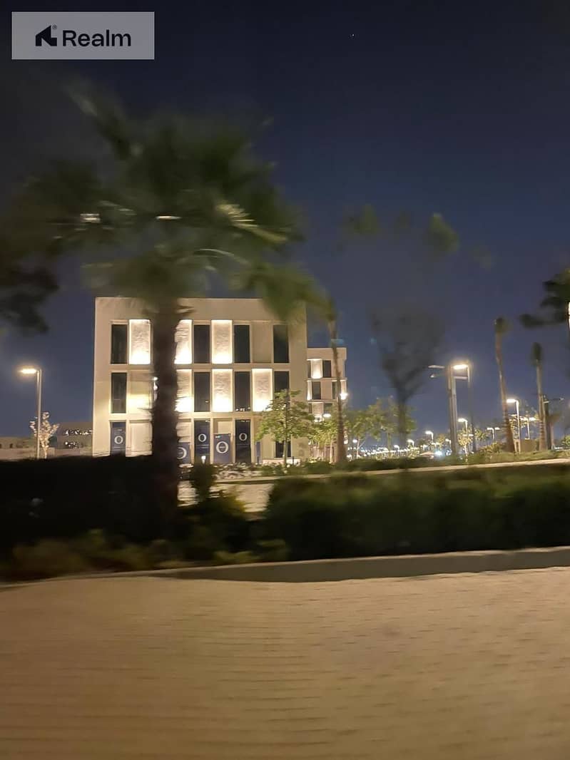 9 WhatsApp Image 2025-11-03 at 17.40. 01_5d4fb14d. jpg