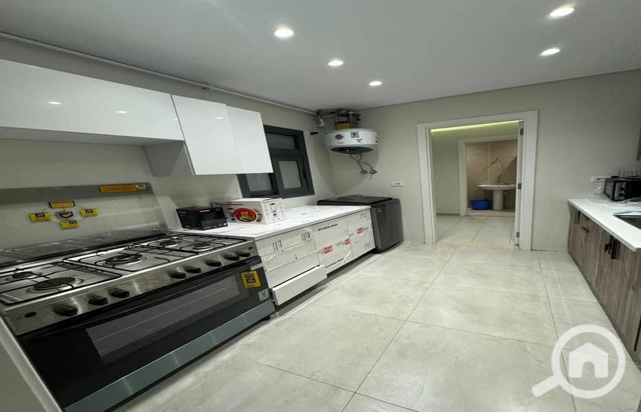 24 WhatsApp Image 2025-11-17 at 4.03. 09 PM. jpeg