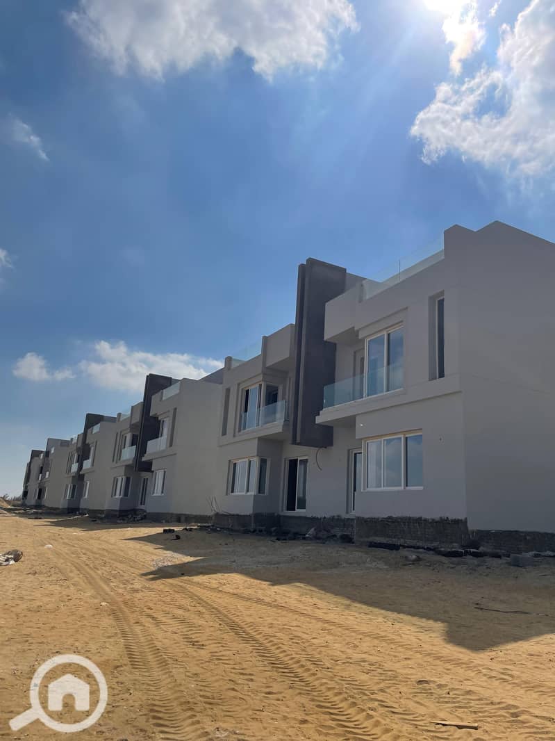 10 WhatsApp Image 2025-11-15 at 7.58. 58 PM. jpeg