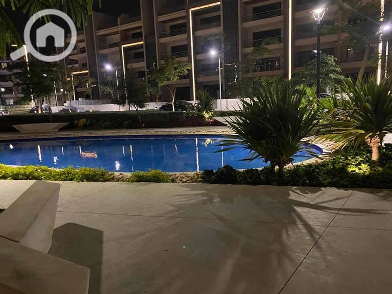 2 0b6d2d9d-9573-4116-9576-f840e09f6328. jpg