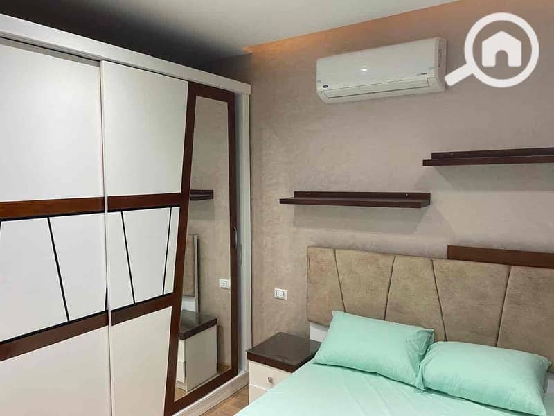 8 08d36ecc-493e-4871-8aff-bdc5b288e67e. jpg