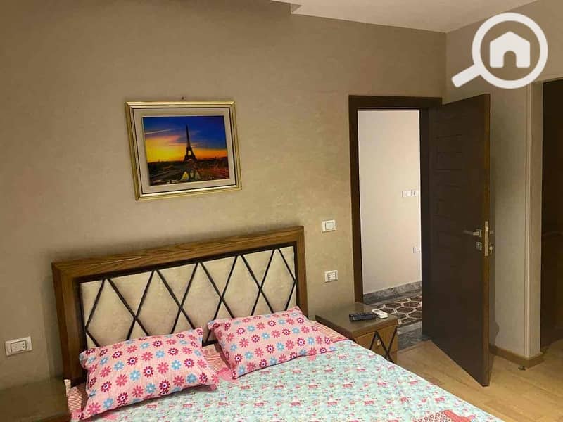 13 d4eef2c0-e279-42a7-ad8b-c3c26f487ab1. jpg